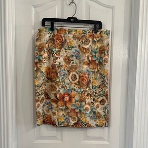EUC Zara Floral Pencil Skirt with Earthy Tones